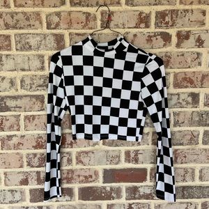 Checkered Longsleeve Crop Top